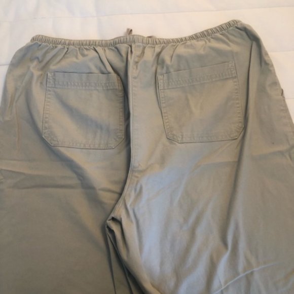 L.L. Bean Classic Fit Biege Slacks - Picture 5 of 5
